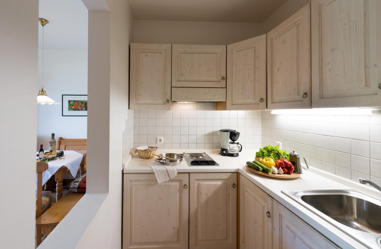 Hotel & Appartements Perwanger فِيي المظهر الخارجي الصورة