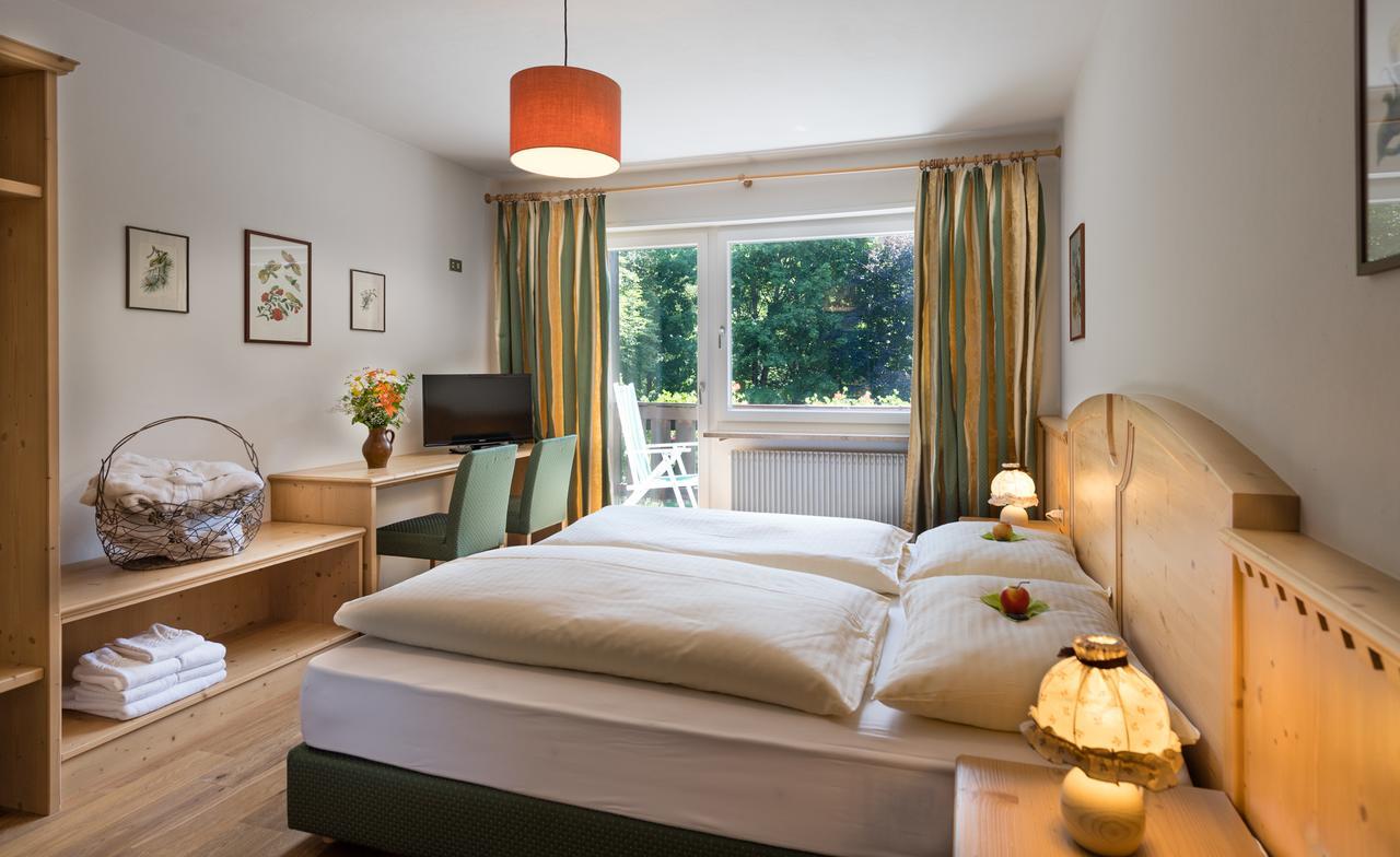 Hotel & Appartements Perwanger فِيي المظهر الخارجي الصورة